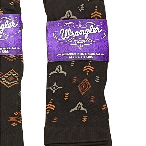 Wrangler Black and Brown Southwest Style Women’s Socks - Picture 4 of 8